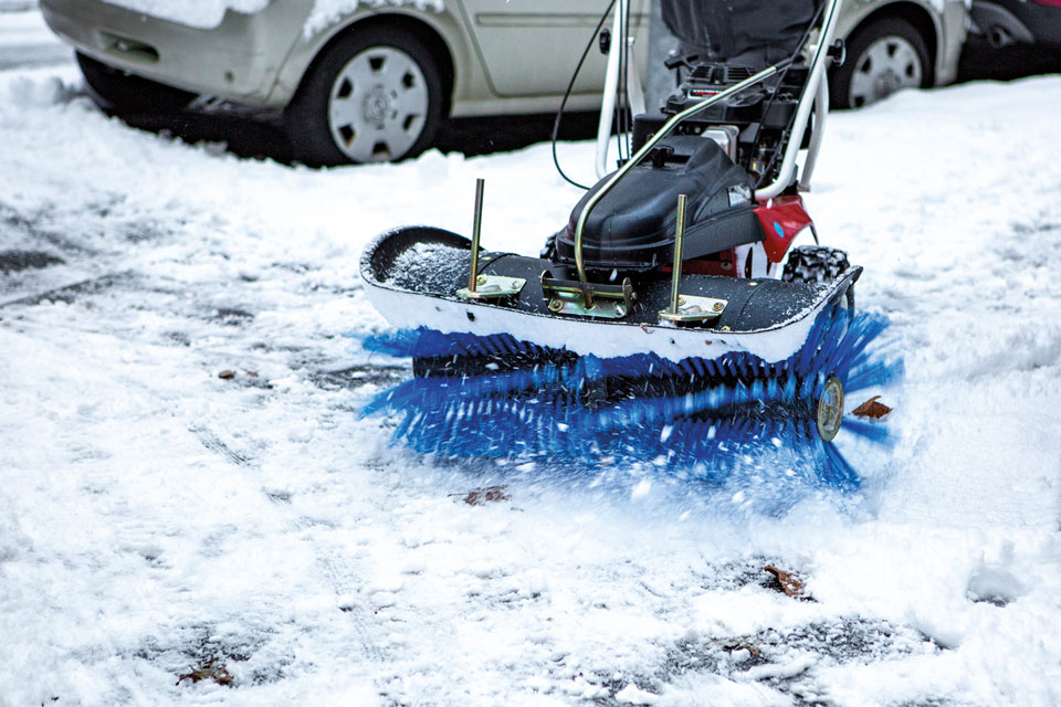 Maschinen- und Fuhrpark für Winterdienst in Warendorf mit passender Technik für schnelle und zuverlässige Einsätze